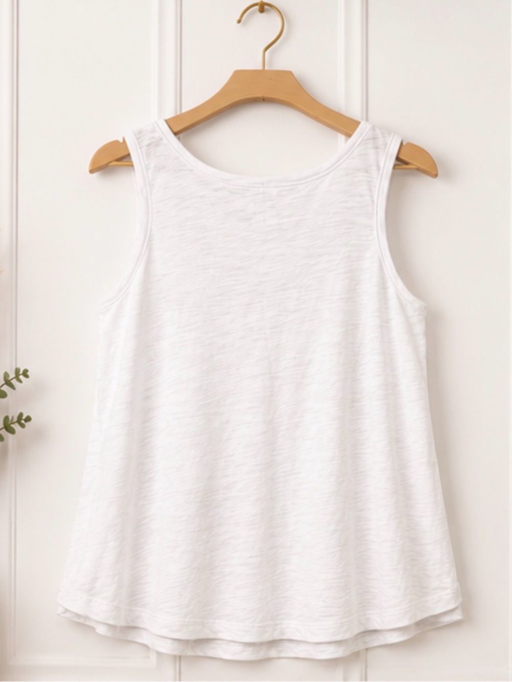 ROXY White Logo Tank Top Women’s Medium Sleeveless Beach Casual Cotton - Picture 2 of 4